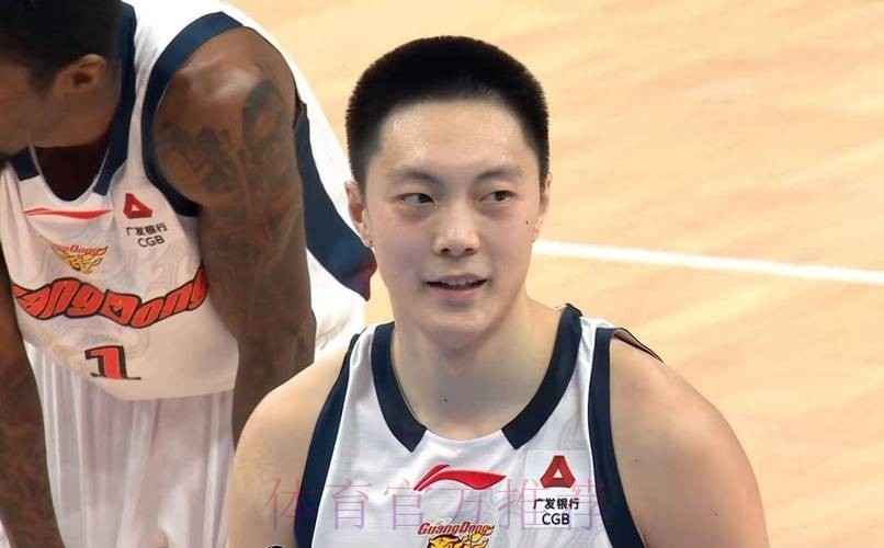 大鱼来了!“加强版徐杰”将驰援杜锋,场均37分成广东队第一大腿 大鱼来了!“加强版徐杰”将驰援杜锋,场均37分成广东队第一大腿